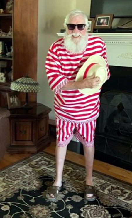 Cool Breeze Santa Bob 2